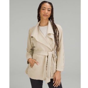 Lululemon Softstreme Belted Wrap